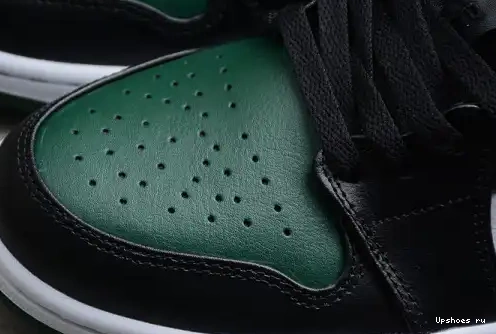 1 553558-371 553558-371 GREEN JORDAN LOW TOE - 0327